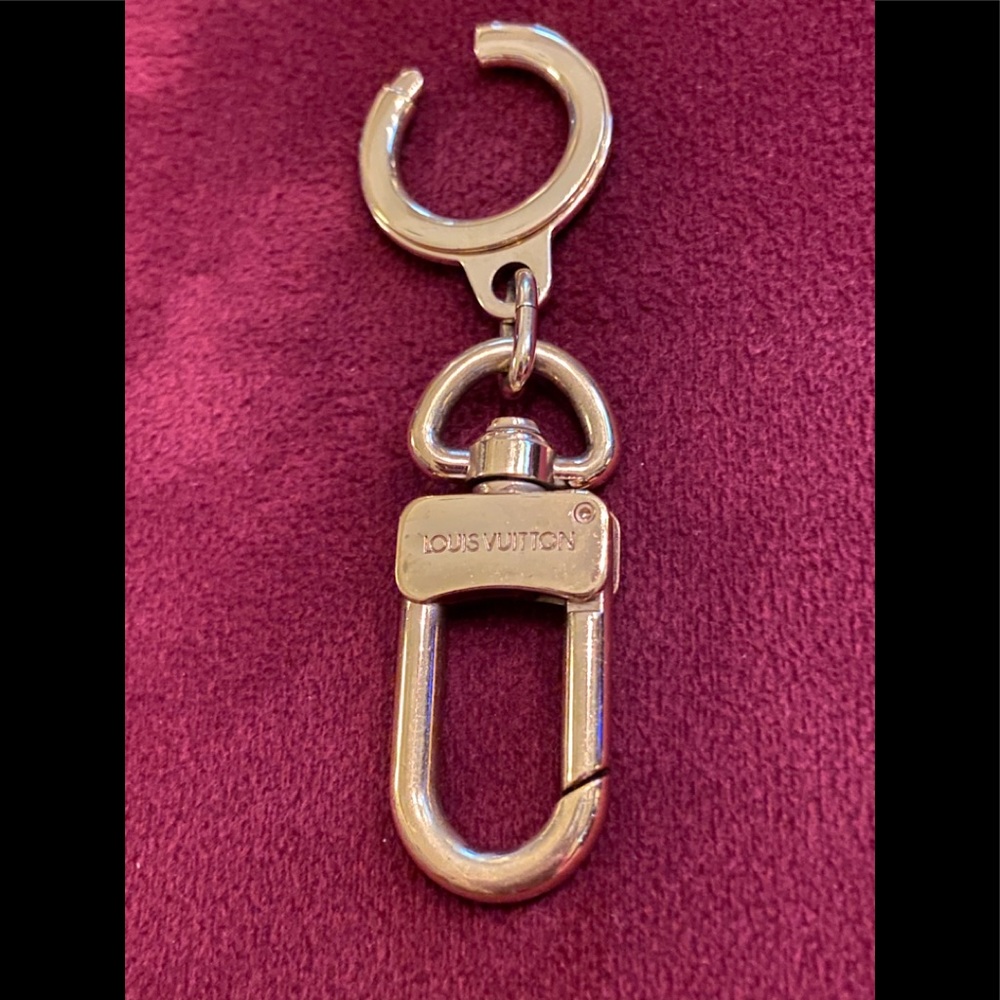 LV Pochette Extender Key Ring Gold